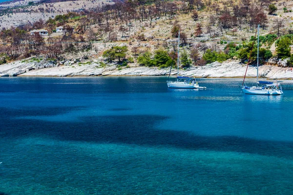 Ships Floating Clear Sea Water Greece — Stock Photo, Image