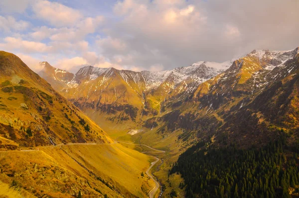 Landschaft Mit Bergen Rumänien — Stockfoto