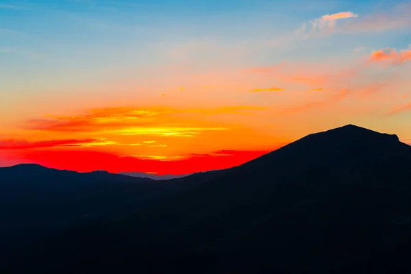 Montañas Con Fondo Cielo Atardecer — Foto de Stock