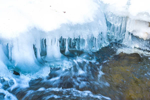 Floresta Congelada Cachoeira Inverno — Fotografia de Stock