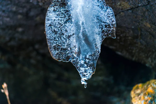 Fundir Los Carámbanos Invierno —  Fotos de Stock