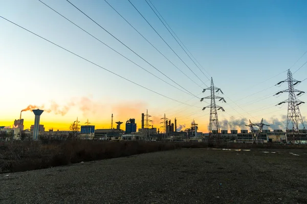 Paisagem Com Planta Trabalho Segundo Plano Com Pôr Sol Roménia — Fotografia de Stock