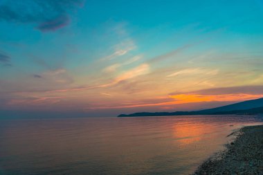 arka plan barışçı günbatımı gökyüzü ve ada tepe 