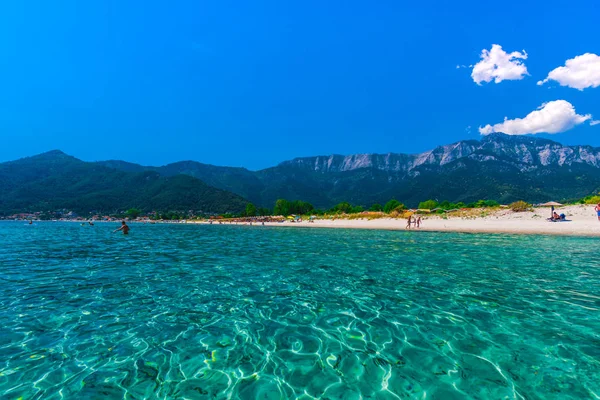 Zakynthos Grécia Agosto 2016 Turistas Desfrutam Das Águas Límpidas Mar — Fotografia de Stock