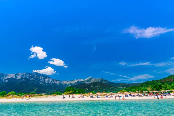 Zakynthos Grécia Agosto 2016 Turistas Desfrutam Das Águas Límpidas Mar — Fotografia de Stock