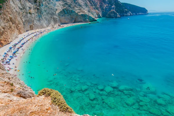 Zakynthos Řecko Srpna 2016 Turisté Užívají Čistou Mořskou Vodu — Stock fotografie