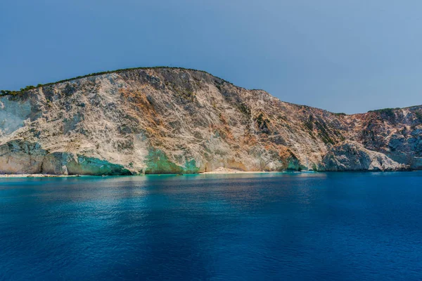 Ismarlayarak Cliff Akdeniz Yunanistan — Stok fotoğraf