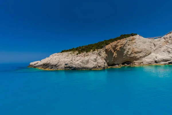 Picturesque View Cliff Mediterranean Sea Greece — Stock Photo, Image