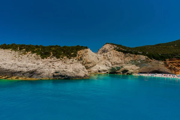 Ζάκυνθος Ελλάδα Αυγούστου 2016 Τουρίστες Απολαμβάνουν Καθαρά Νερά Της Θάλασσας — Φωτογραφία Αρχείου