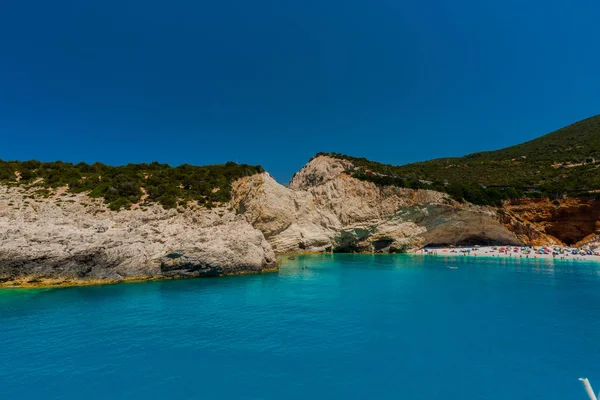 Zakynthos Grécia Agosto 2016 Turistas Desfrutam Das Águas Límpidas Mar — Fotografia de Stock