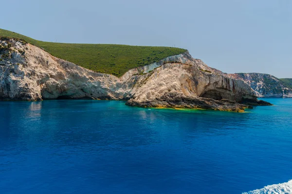 Kıyı Ismarlayarak Akdeniz Kayalar Yunanistan — Stok fotoğraf