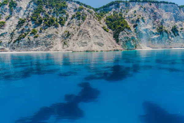 Vista Costeira Pitoresca Mar Mediterrâneo Das Rochas Grécia — Fotografia de Stock