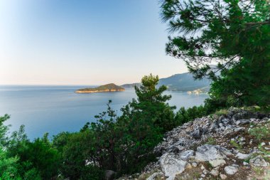 Güzel yaz manzara Yunanistan, deniz manzaralı ve su Adası 