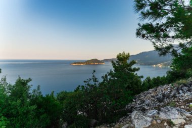 Güzel yaz manzara Yunanistan, deniz manzaralı ve su Adası 