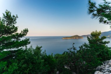 Güzel yaz manzara Yunanistan, deniz manzaralı ve su Adası 
