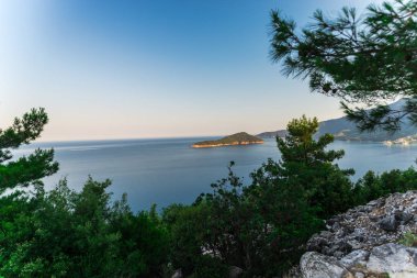Güzel yaz manzara Yunanistan, deniz manzaralı ve su Adası 