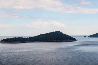 Yunanistan, Doğa ve Turizm kavramı içinde deniz manzarası 