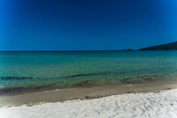 Playa Costera Arena Agua Mar Azul Paisaje Marino Mediterráneo — Foto de Stock