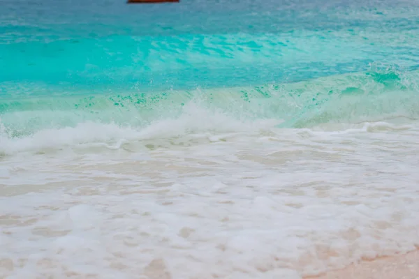 Meeresufer Mit Türkisfarbenem Wasser — Stockfoto