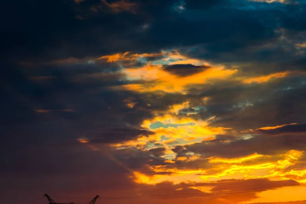 Μαγευτικό Πορτοκαλί Ηλιοβασίλεμα Sunrise Ουρανό Σύννεφα Πλήρους Καρέ — Φωτογραφία Αρχείου