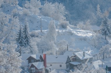 Karlı kış Dağları peyzaj