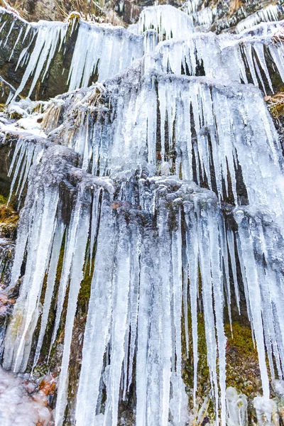 Zárja Sup Jég Fagyasztott Vízesés Téli Szezonban Jégcsapok — Stock Fotó