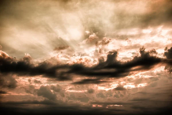 Atardecer Cielo Con Nubes —  Fotos de Stock