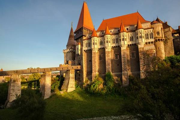 Let Staré Historické Corvinesti Hrad Rumunsku Dracula Hrad — Stock fotografie