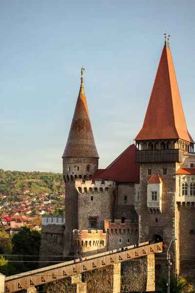 Envelhecido Antigo Histórico Castelo Corvinesti Romênia Castelo Drácula — Fotografia de Stock