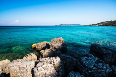 Seascape ve Rocky Shore, Yunanistan.