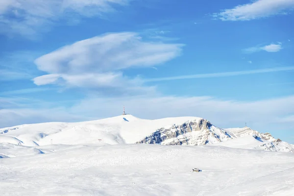 Neve Coberto Montanhas Paisagem Inverno Estância Esqui Alpes — Fotografia de Stock