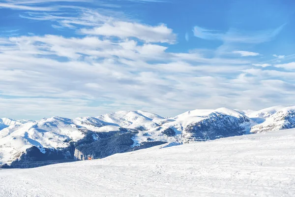 Ski Resort Alpach Snow Pejzaż Pokryte Górami Zimie — Zdjęcie stockowe