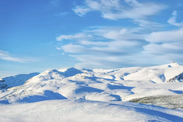 Neve Coberto Montanhas Paisagem Inverno Estância Esqui Alpes — Fotografia de Stock