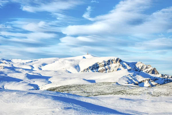 Neve Coberto Montanhas Paisagem Inverno Estância Esqui Alpes — Fotografia de Stock