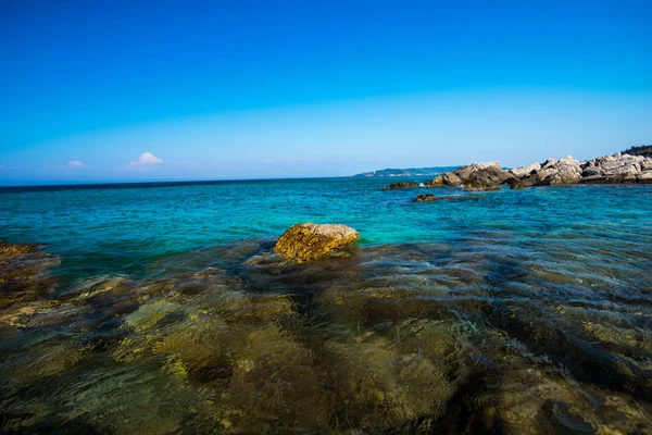 Zeegezicht Rocky Shore Griekenland — Stockfoto