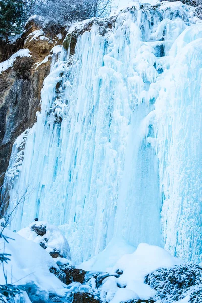 Inverno Congelado Icicles Cachoeira — Fotografia de Stock