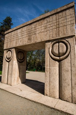 Öpücük Constantin Brancusi Romanya tarafından kapısı.