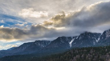 bulutlar güzel Alp Dağları, İsviçre