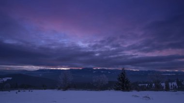 dağlar, mor gece gökyüzü kışın 