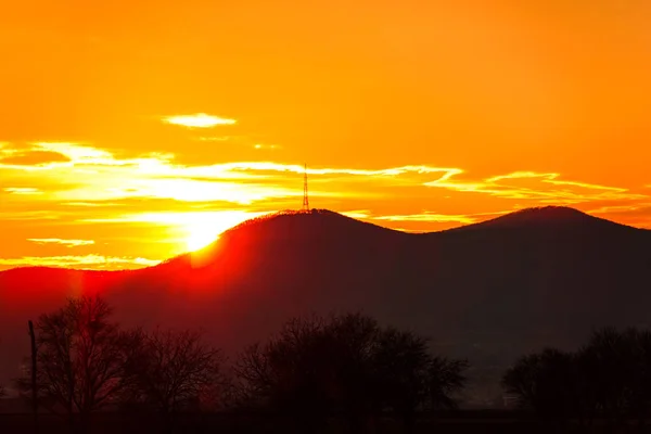 Orange Sunset Sky Mountains Silhouette Horizon — Stock Photo, Image