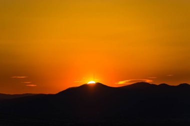 günbatımı gökyüzü ve kırsal manzara 