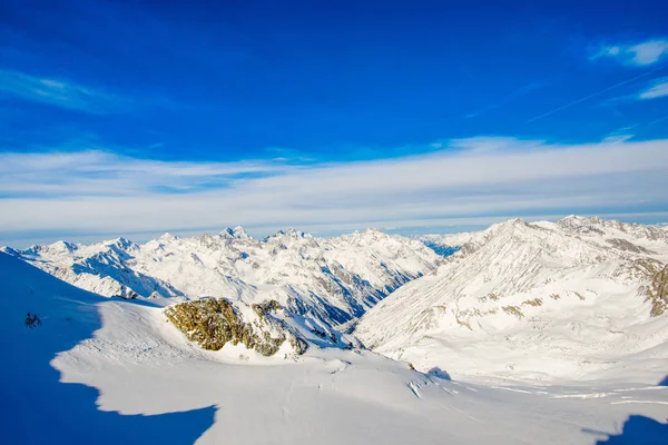 Montañas Cubiertas Nieve Invierno — Foto de Stock