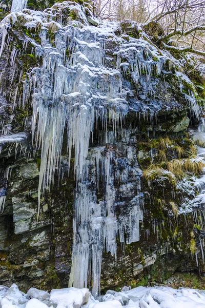 Cachoeira Congelada Estação Inverno Ciclones — Fotografia de Stock