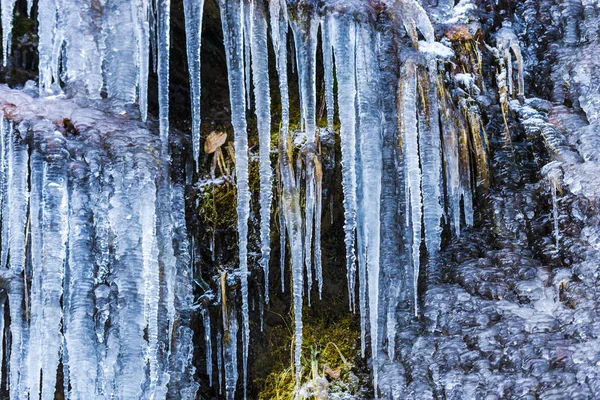Cascada Congelada Temporada Invierno Carámbanos Cerca — Foto de Stock
