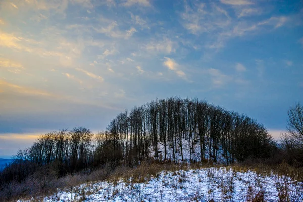 Вид Засніжені Гори Зимовий Пейзаж — стокове фото