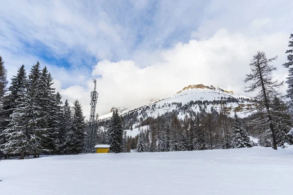 Pintoresca Vista Las Montañas Nevadas — Foto de Stock