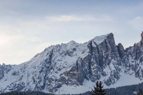 Ismarlayarak Karlı Dağları — Stok fotoğraf