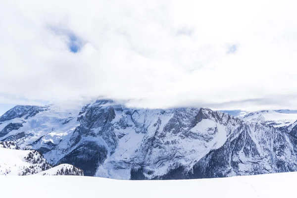 Klippiga Bergen Landskap Vinter Berg Peak Och Sky — Stockfoto