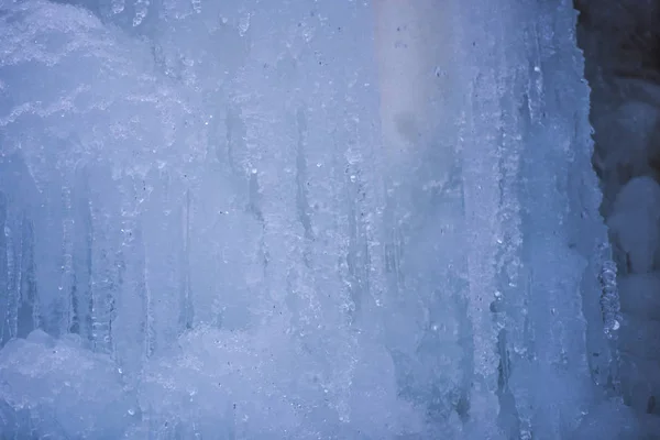 Bevroren Waterval Ijspegels Winter Close Textuur Oppervlak — Stockfoto