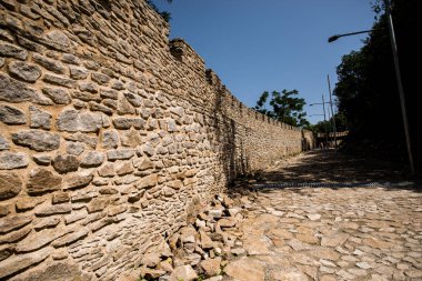 Antik Deva Kalesi detayları, Romanya.